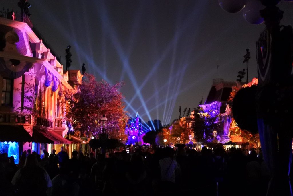 If meeting characters at Disneyland is your goal I can help. See how we met 14 characters, rode attractions and had great seats for the nighttime parade.