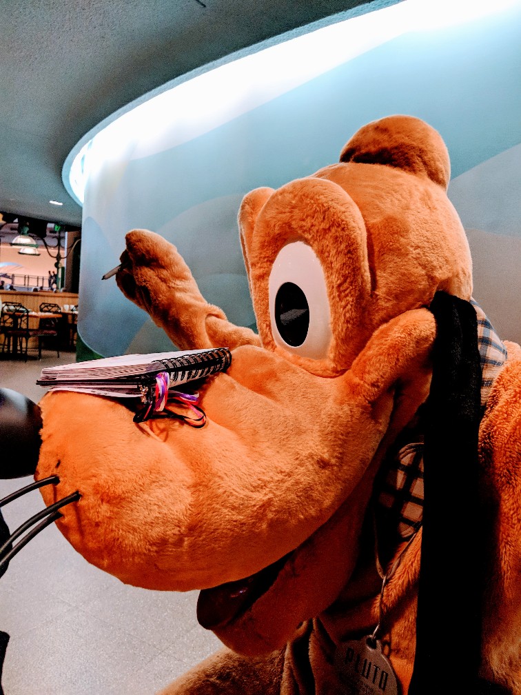 Epcot's Garden Grill character meal gives you the chance to meet Mickey and some of his friends. Find out more about Chip 'N' Dale's Harvest Feast character interactions, food and how we managed a meal with food allergies. #disneyworld #charactermeal #mickeymouse