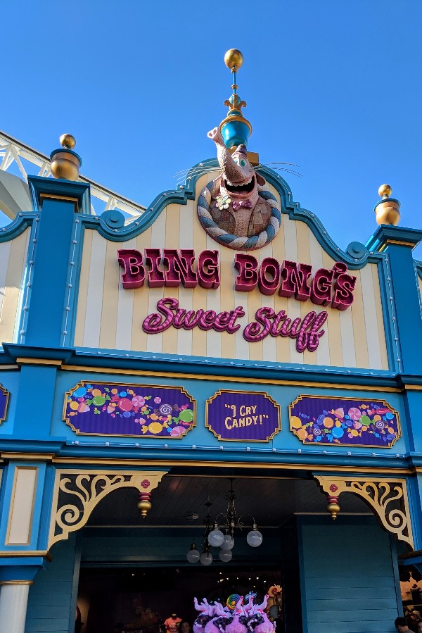 There is a lot to do in the newly updated Disneyland Pixar Pier. Here's what you need to know about Pixar Pier rides, food, and characters. #pixarpier #disneycaliforniaadventure #disneyland