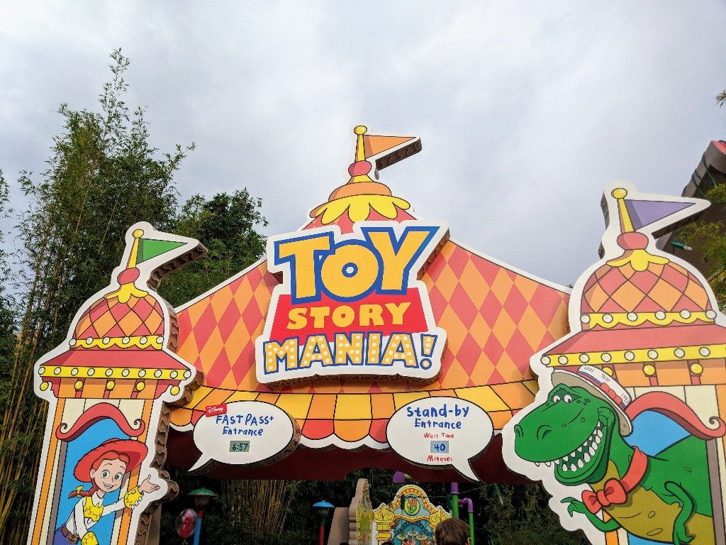 The new Toy Story Land rides, characters, and details are a fun addition to Disney's Hollywood Studios. Let me help you plan your visit to Toy Story Land! #disneyworld #toystoryland #andysbackyard #disney