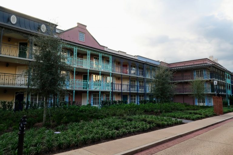 Port Orleans French Quarter Resort Review: Garden View Room - Smart