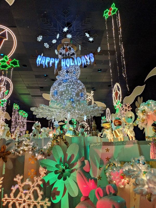 Is visiting Disneyland at Christmas on your wish list? If so, find out what you need to see and what you can skip during the holidays at Disneyland. #disneyland #hauntedmansionholiday #disneylandchristmas #itsasmallworld #disneyvacation