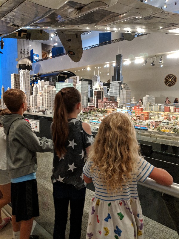 Visiting the Museum of Science and Indstry should be on your Chicago bucket list. Here are our member tips for visiting the Museum of Science and Industry. #chicago #familytravel #msi #museumofscienceandindustry #chicagotravel