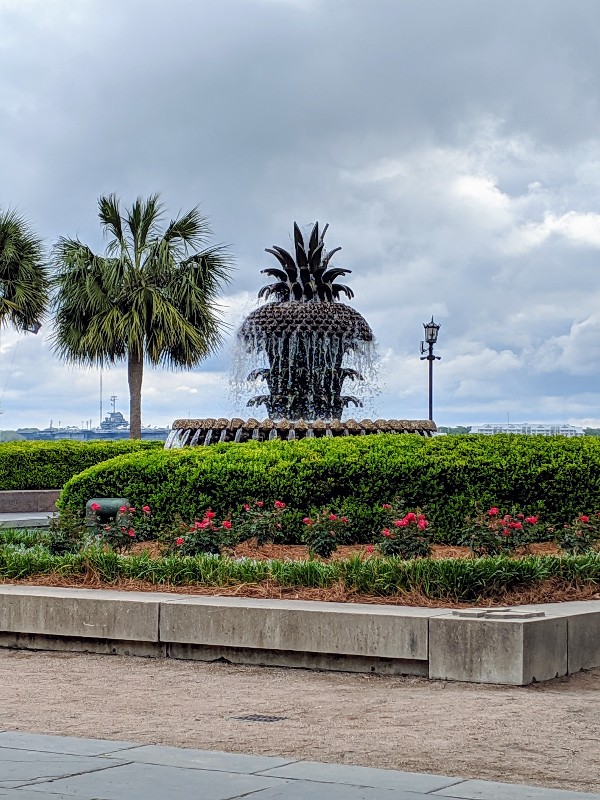 Charleston Pirate Tours is a fun walking tour in Charleston, South Carolina that mixes history and storytelling for an unforgettable family experience. #charleston #southcarolina #charlestonfamilyvacation #pirates