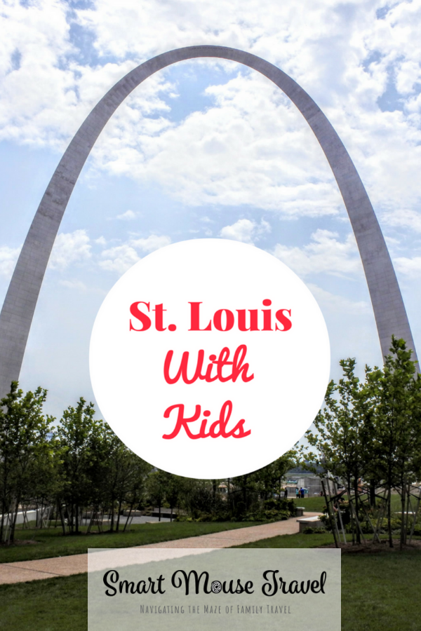 A family vacation to St. Louis can be a fun and inexpensive travel option. Here's a list of our favorite activities in St. Louis with kids. #stlouis #midwest #familytravel #travel #travelwithkids