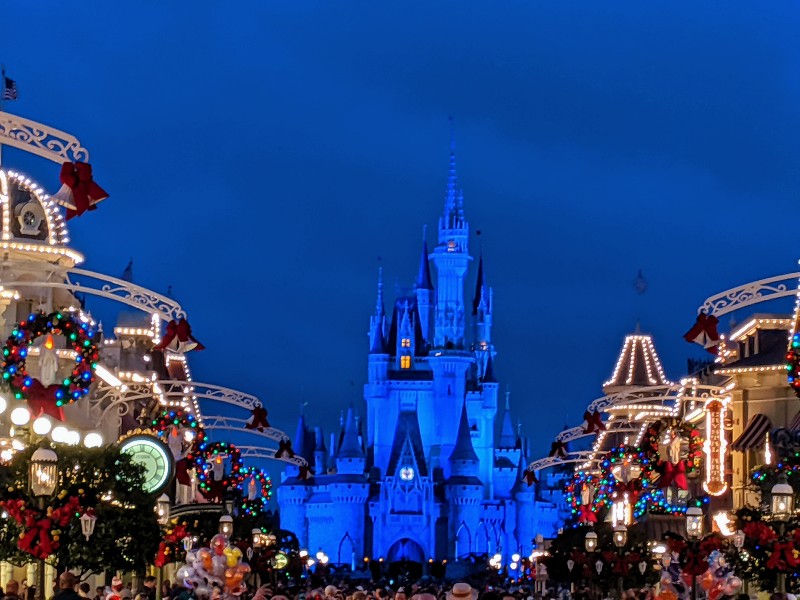 Disney World Christmas Decorations, Tips, And Activities - Smart Mouse ...