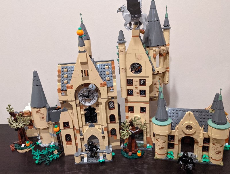 Harry Potter lego sets are fun to build and act as decor in our DIY Gryffindor common room