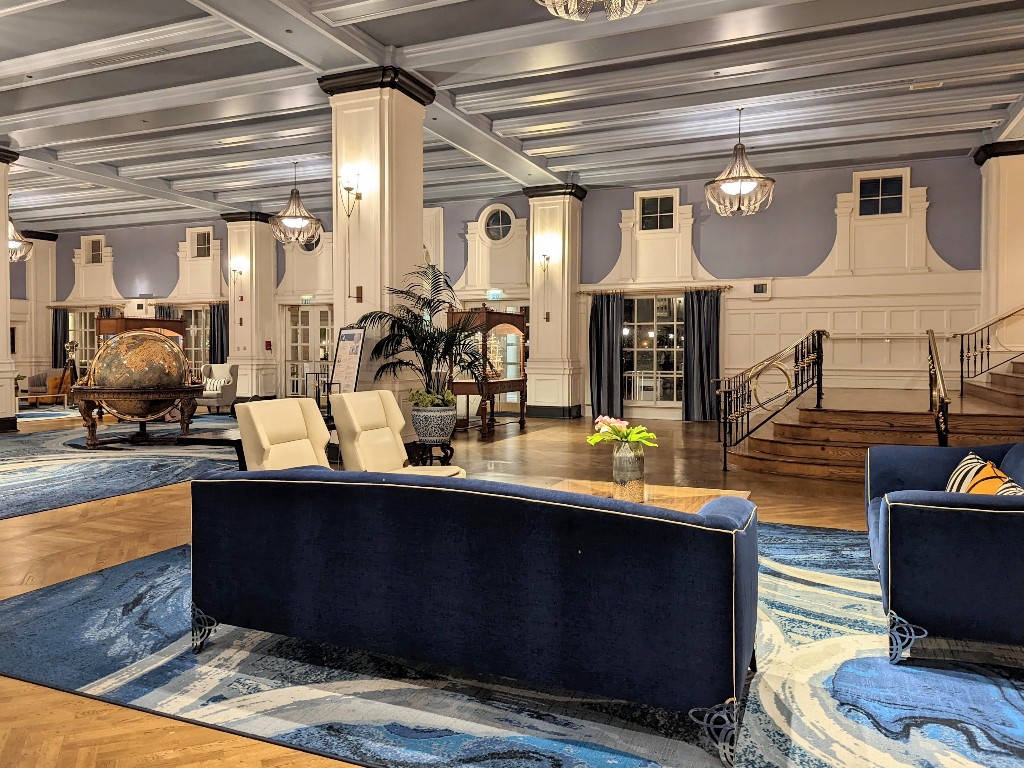 Disney's Yacht Club Resort Review: Standard View Room - Smart Mouse Travel